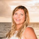 Photo of Kelly Renz
