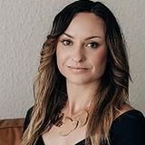 Photo of Amanda Johnson